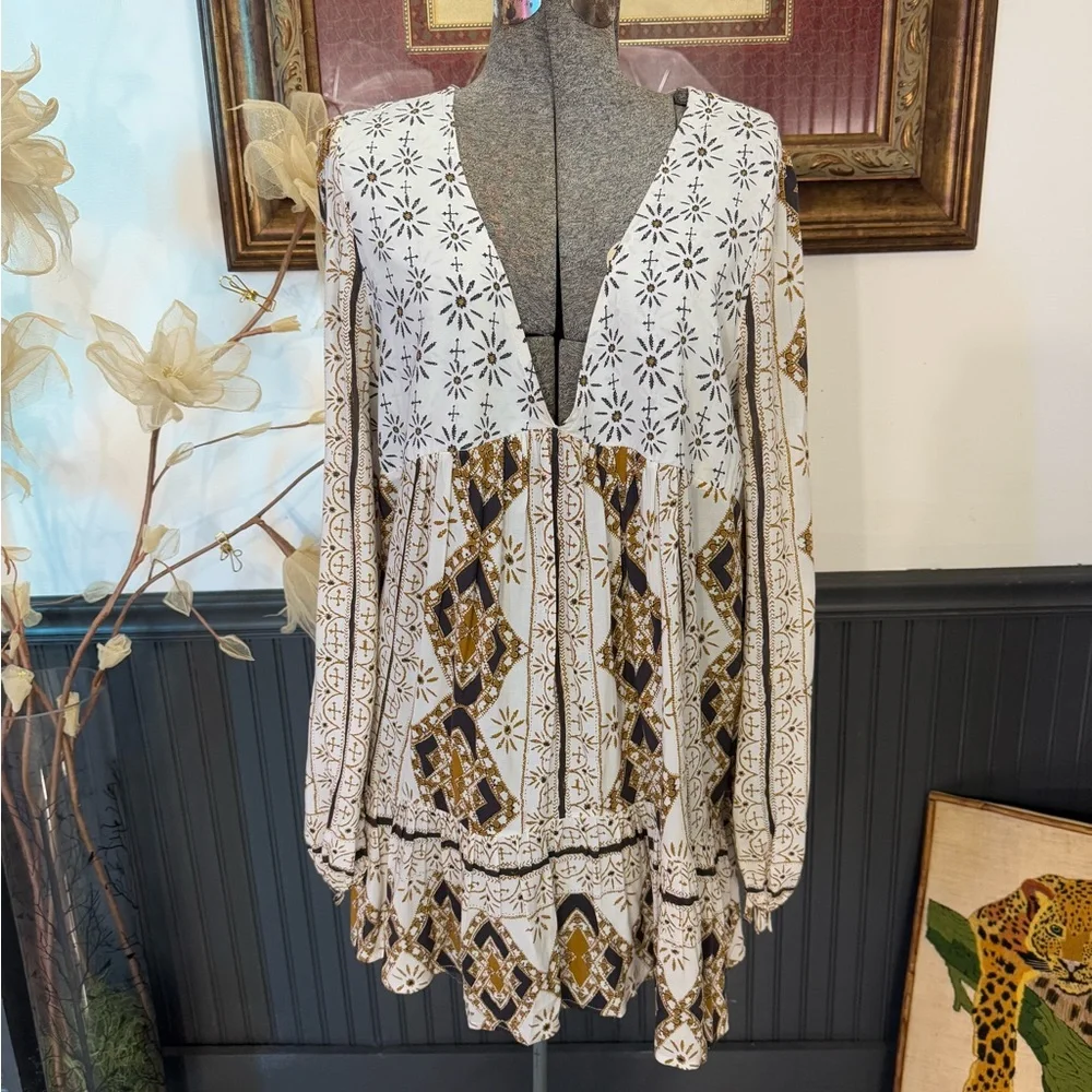 Free People Down By The Bay Plunging Tunic/Dress ~ Size Medium 💚🍄